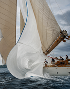 SAILING LEGEND